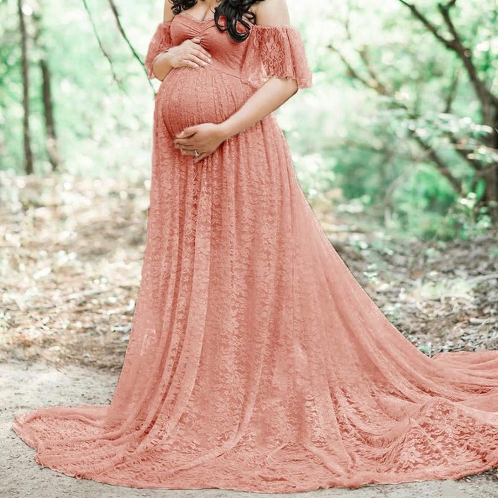 Maternity dress with long train